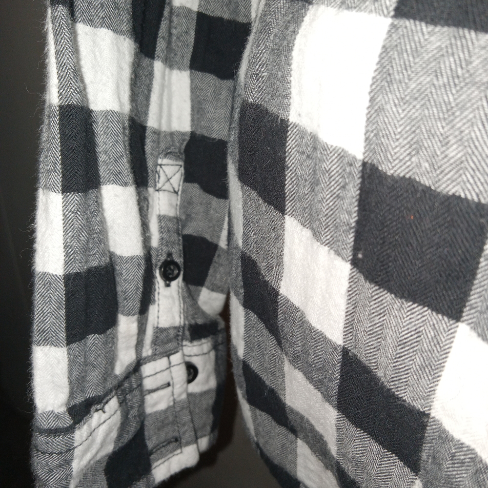 Size 1X button up Long Sleeve with collar From St. Johns Bay 100%cotton - Picture 8 of 15
